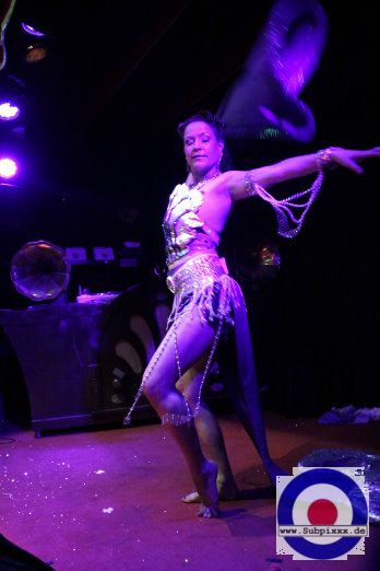 Roxie Heart (D) Ballroom Goes Burlesque - Noels Ballroom, Leipzig - Show II 15. September 2012 (9).JPG